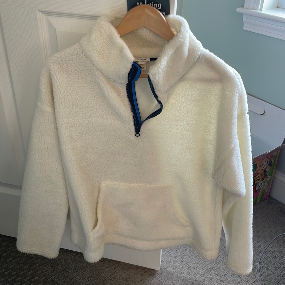 women’s white J. Crew fleece quarter zip size M
